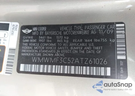 2010 Mini Cooper z USA, uszkodzony, nr VIN WMWMF3C52ATZ61026